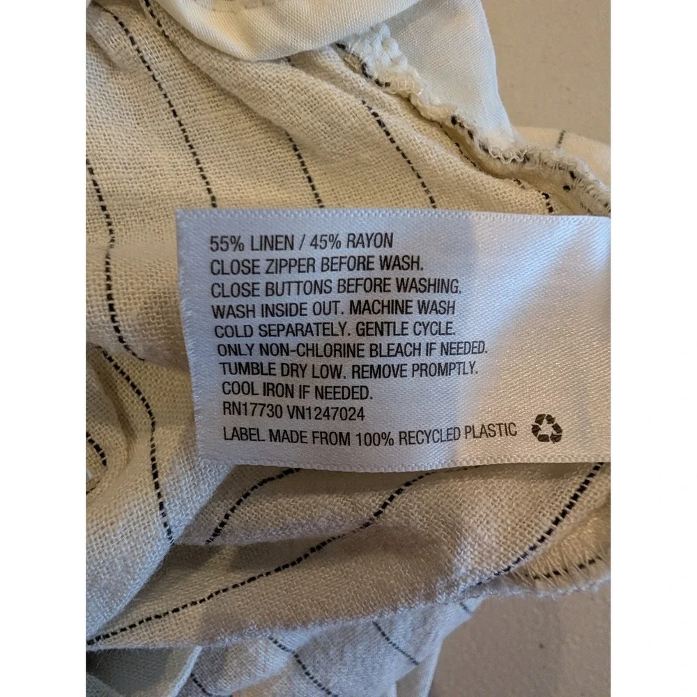 A New Day Women's Cream Black Pinstripe Linen Blend Pleated Shorts Size 12